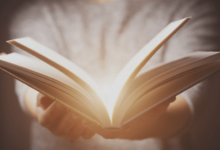 How Spiritual Reading Helps You Find Inner Peace