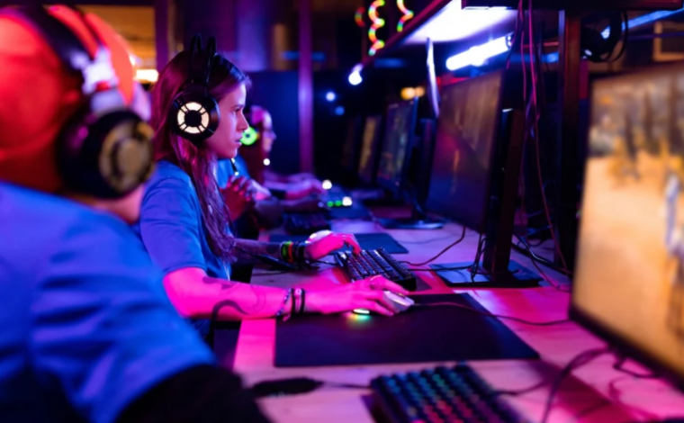 What are the best game to play which offer players the highest returns in percentage?