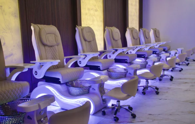 Understanding Pedicure Chair Size for Salon Planning